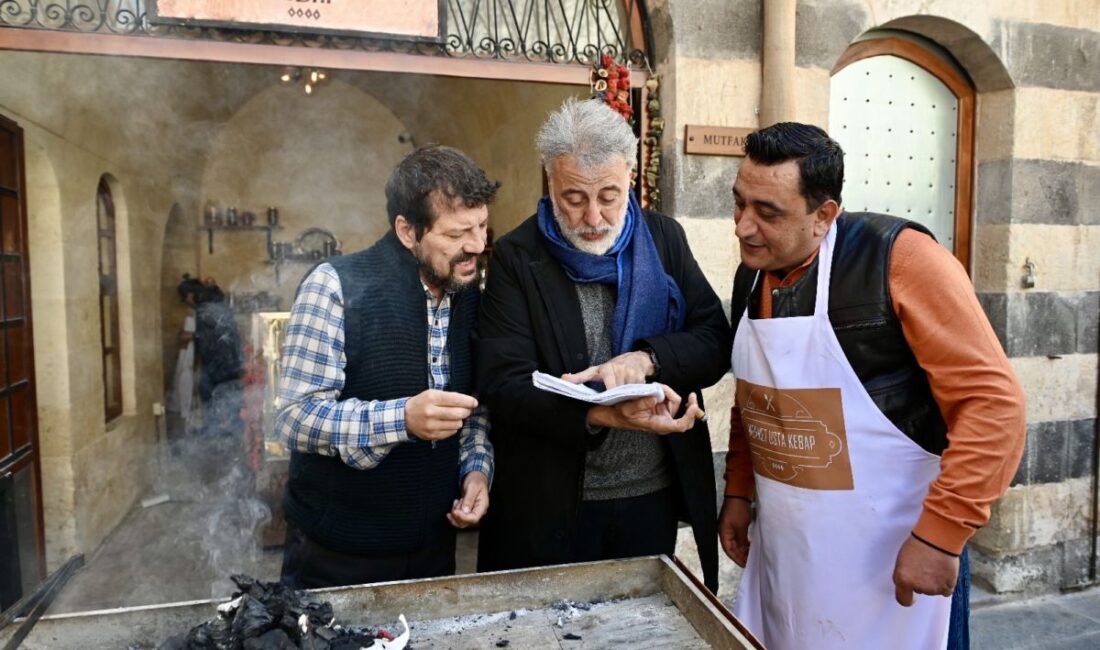 Sonradan Gurme filminin Gaziantep çekimlerinde oyuncular keyifli anlar yaşadı. Hamdi